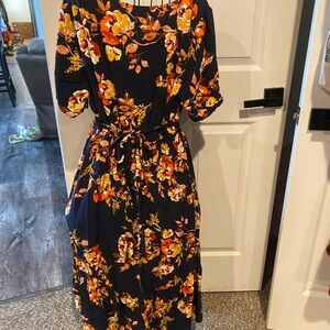 Floral maternity dress